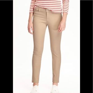 Old navy tan full length pixie pant NWT size 6